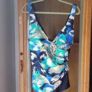 Silhouette Solutions blue green white one piece size 18 bathing Suit